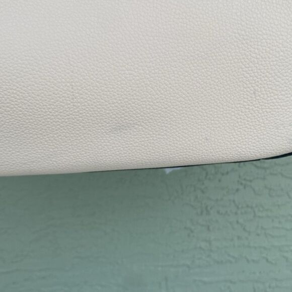 Victoria Secret Tote & Wristlet Wallet set Laser Cut Large NWT - Picture 11 of 16